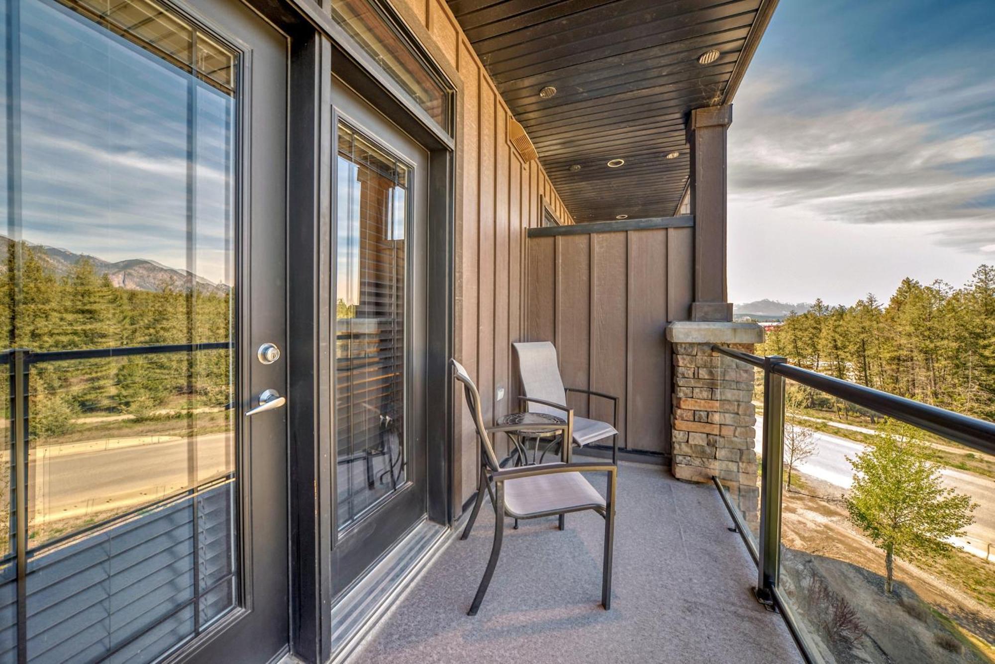 Copper Point Resort Invermere Eksteriør billede