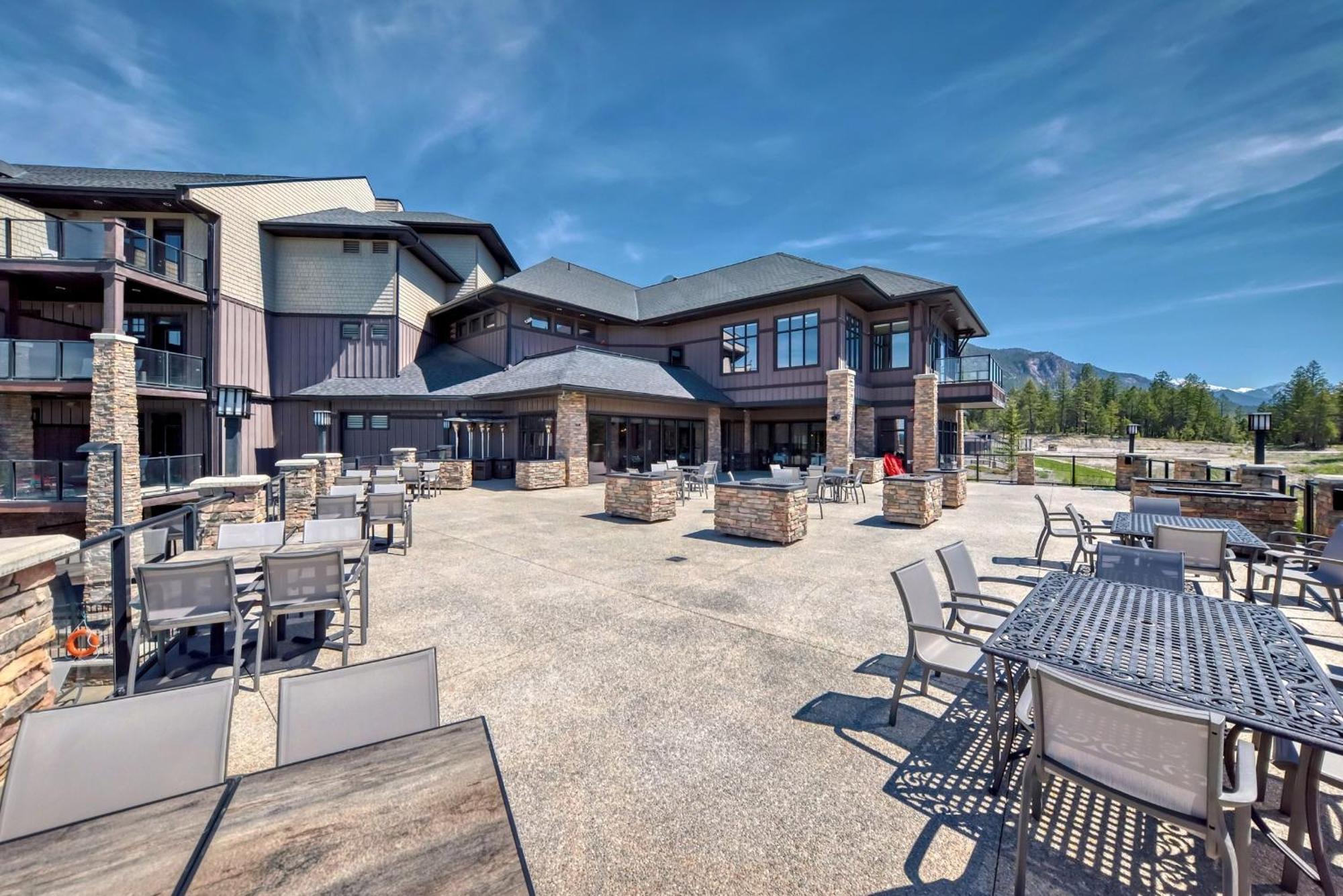 Copper Point Resort Invermere Eksteriør billede