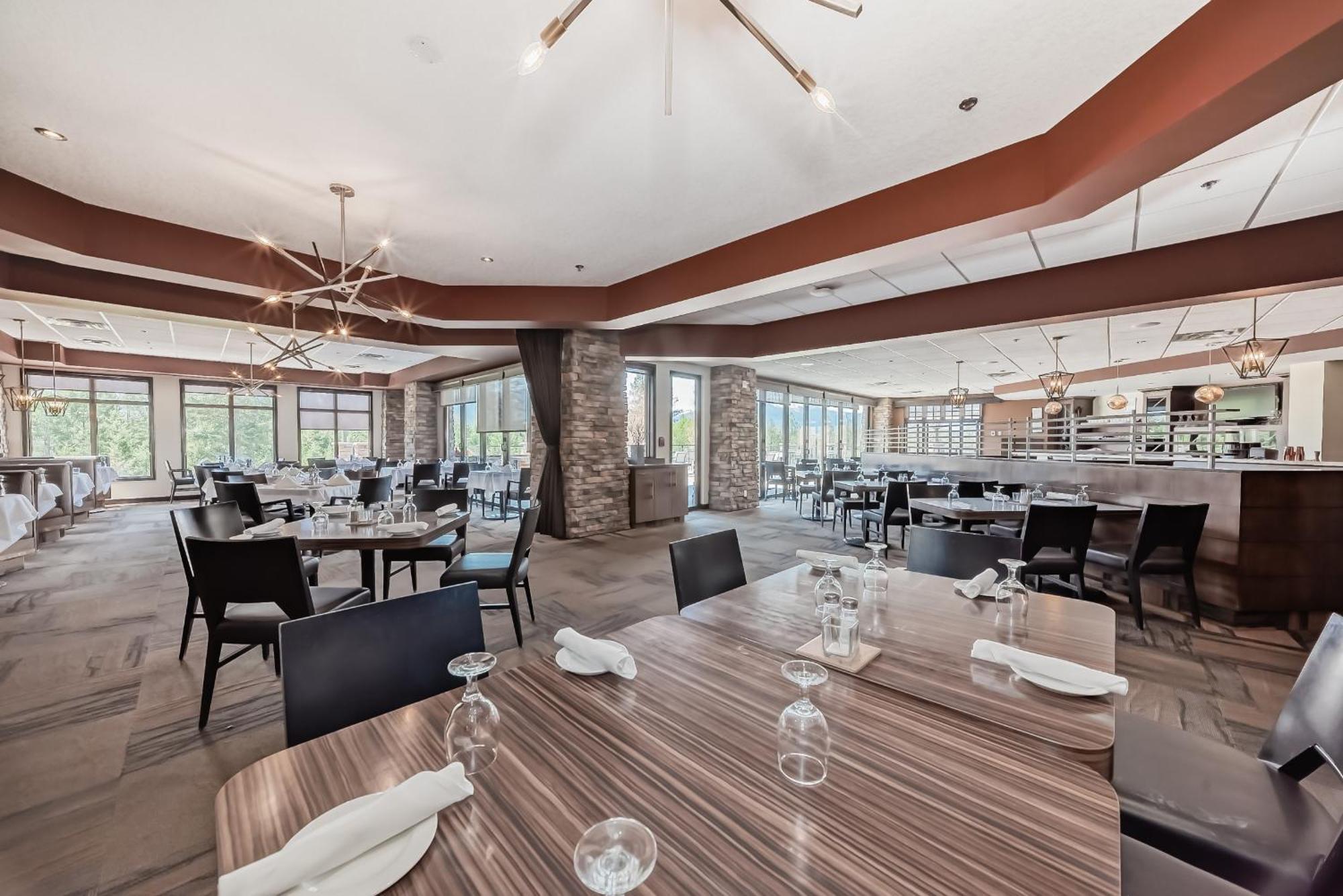 Copper Point Resort Invermere Eksteriør billede