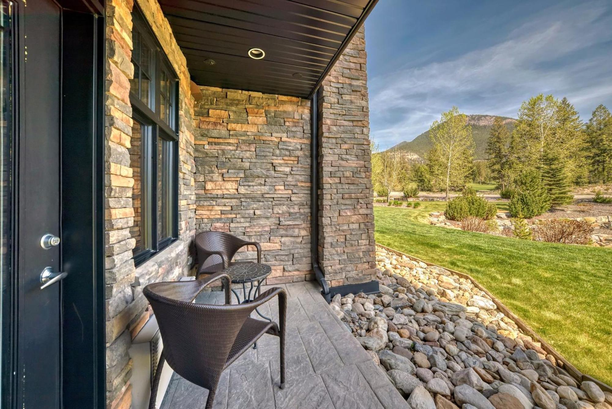 Copper Point Resort Invermere Eksteriør billede